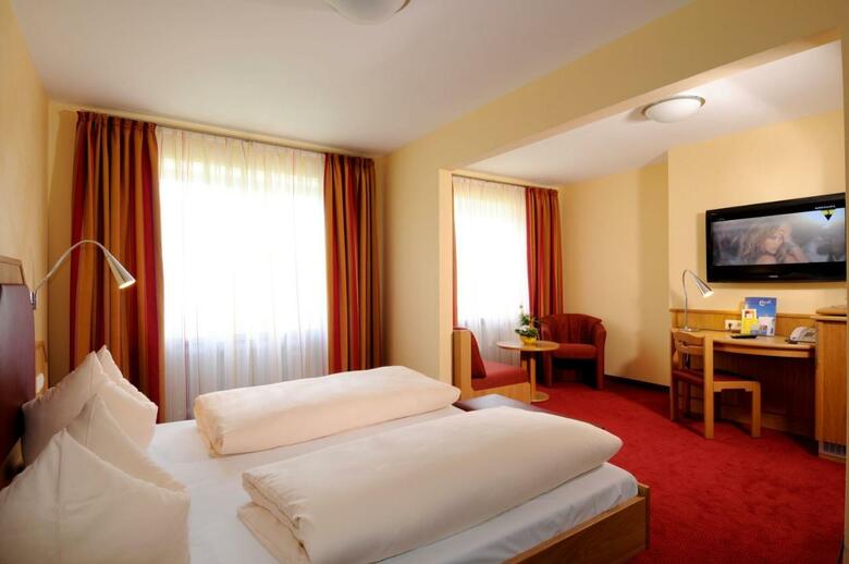Apollo Hotel