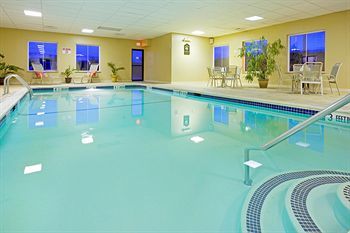 Holiday Inn Express Hotel & Suites Chester