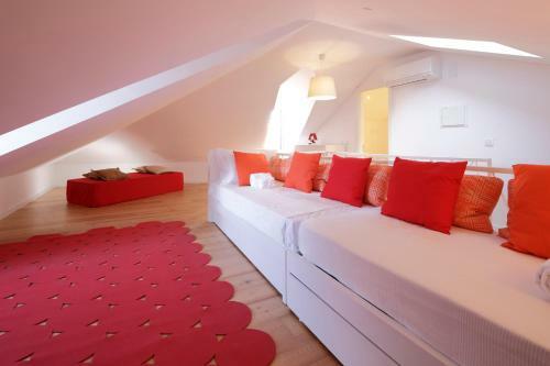 Lisbon Inside Connect - Bairro Alto Apartments