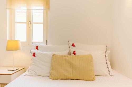 Rent4rest Bairro Alto Charming 1bd Apartment