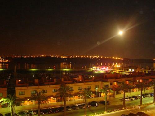 Apartamentos Tur�sticos Coral Da Rocha 3