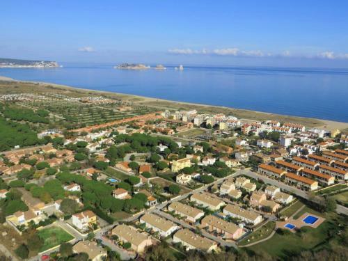Hostal Marfim Guest House