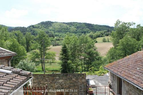 Camping Les Berges Du Doux