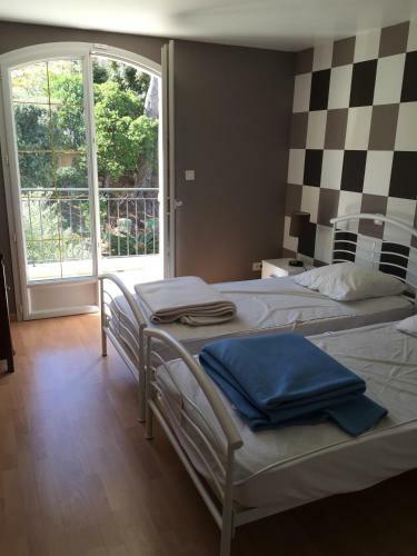 Belle Villa � Saint Rapha�l Dans Clos Priv�