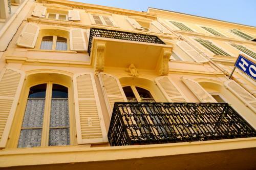 Nouvel Hotel