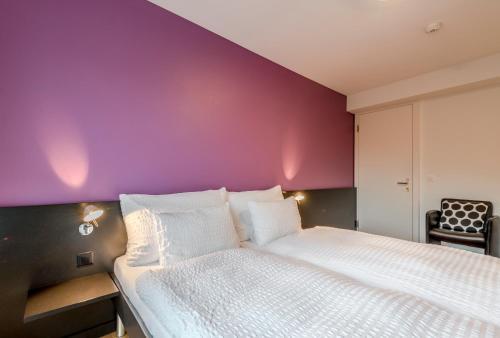 Tourist Hotel