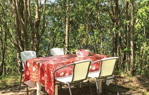 Holiday Home B�ckshult Gnosj�