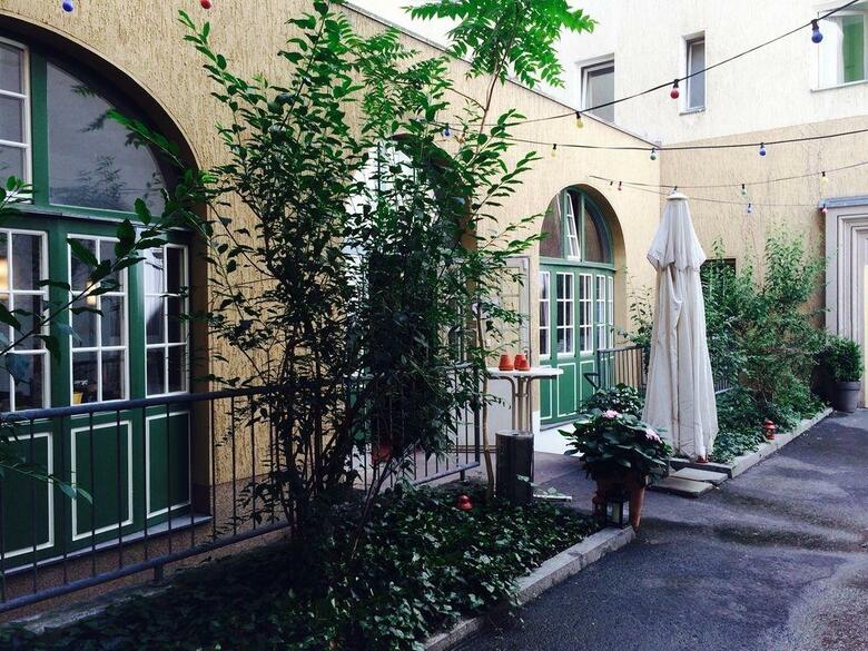 Apartamentos Amstel House Hostel
