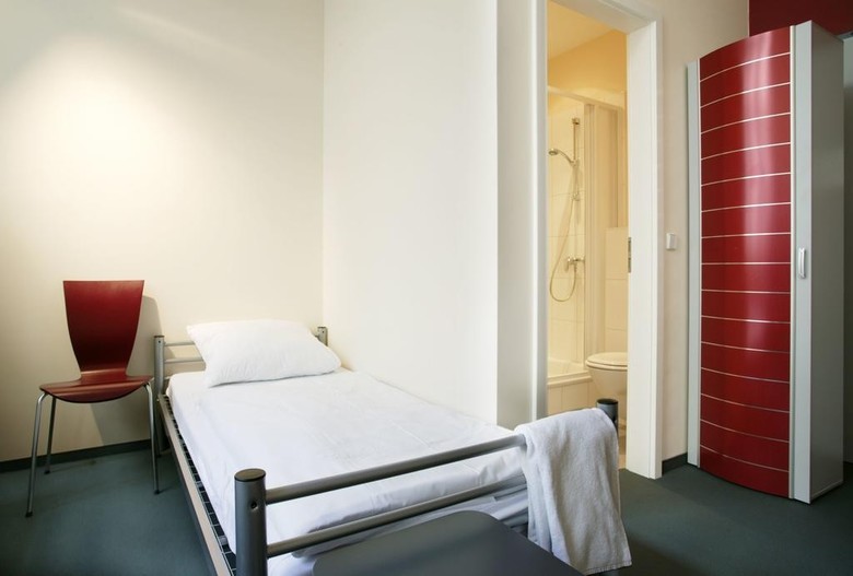 All In Hostel Hotel