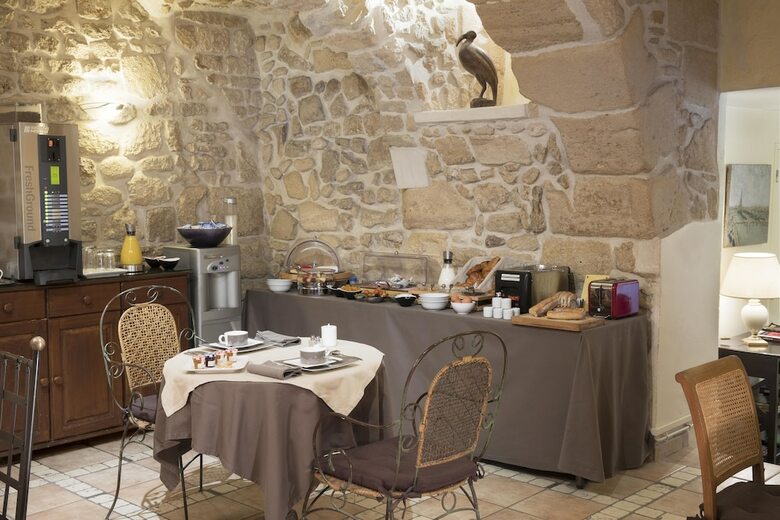 Hotel Les Rives De Notre Dame