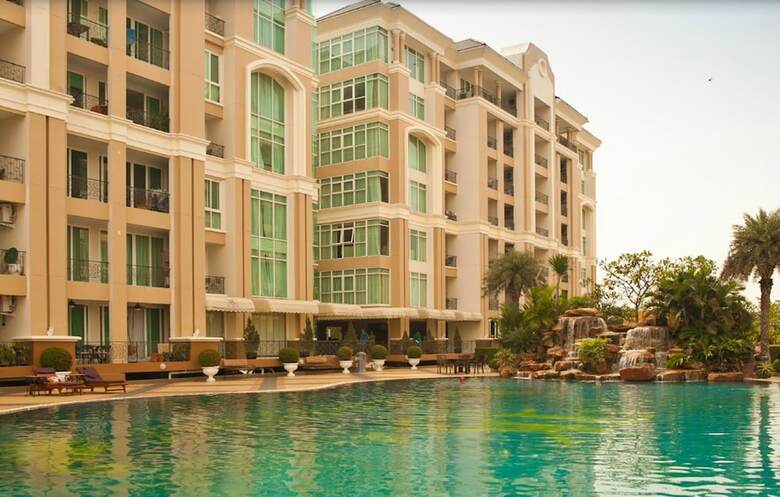 Hotel Lk Legend