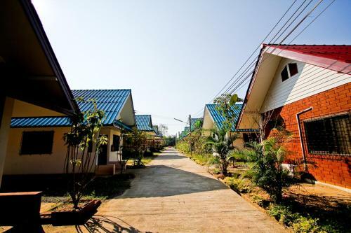 Hotel Waleekarn Resort