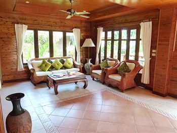 Baan Laem Noi Villa's