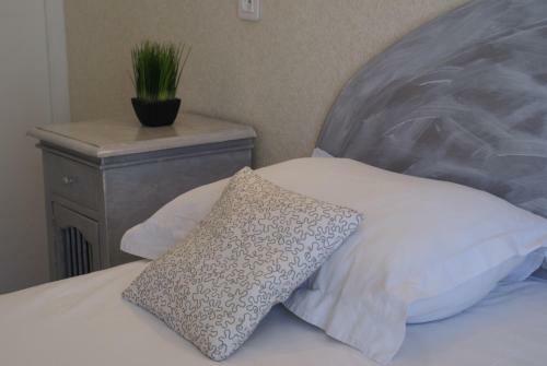 Hotel Le Petit Manoir Logis