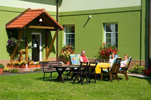 Hostal Pension Marathon