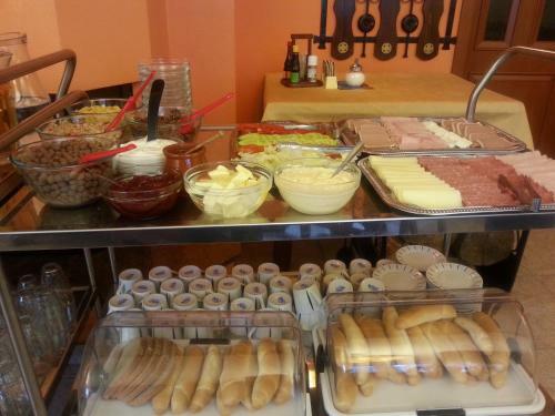 Hostal Penzion Restaurant Pod Boub�nem