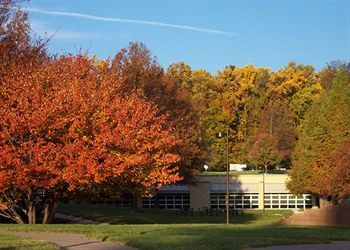 Bolger Hotel And Conference Center