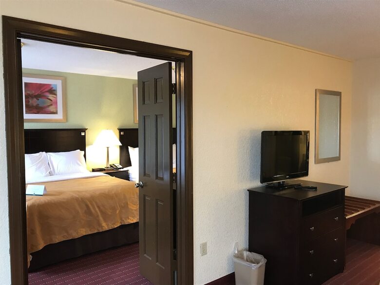 Hotel Quality Inn Huntingburg