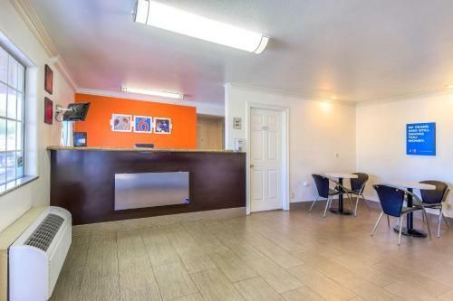 Motel 6 Menifee Sun City Ca