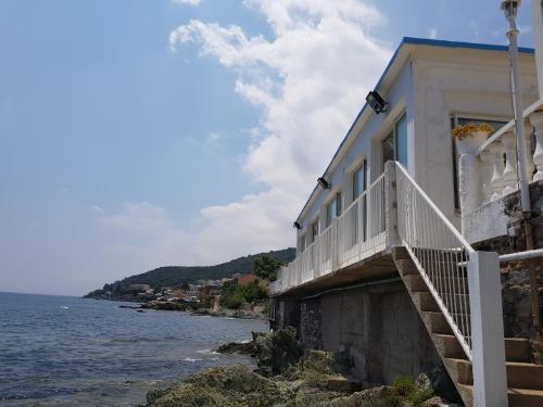 Hotel Ariana