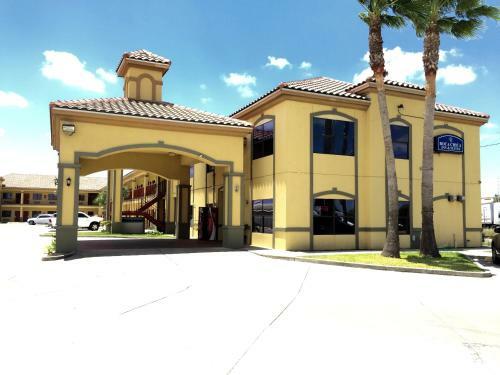 Motel Boca Chica Inn And Suites