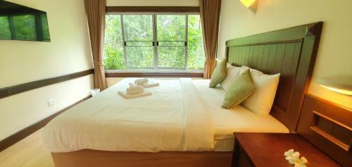 Hotel Isle Beach Resort