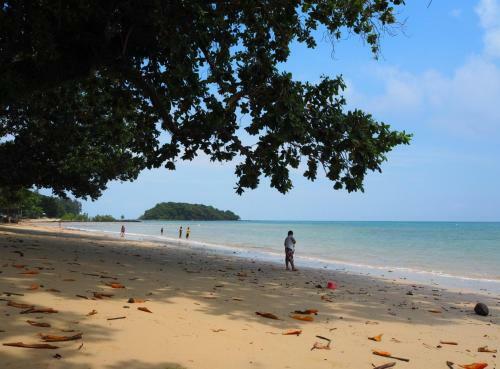 Hotel Isle Beach Resort