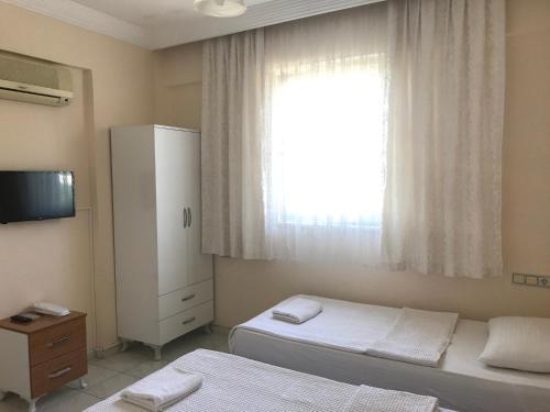 Cam Hotel
