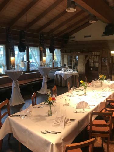 Hostal Landgasthof Lueg