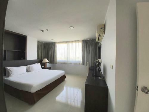Apartamentos Ampo Residence