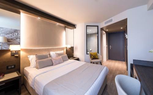 Ambassador Boutique Hotel
