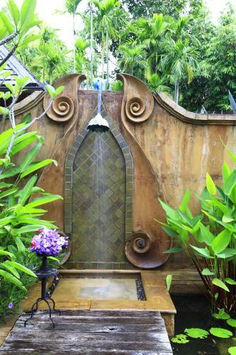Hotel Howie's Homestay