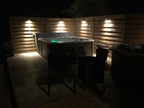 Hostal Hotell Floras Tr�dg�rd