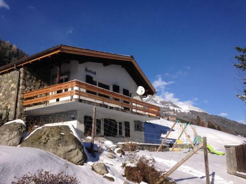 Apartamentos Chalet Crestannes