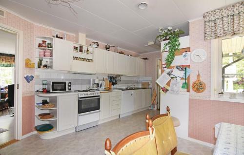 Holiday Home G�re Hen�n
