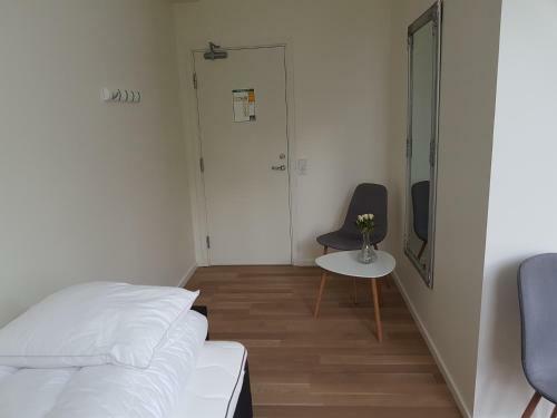 Hostal Alkoven Logi