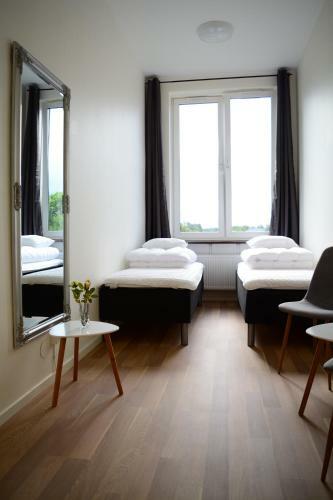 Hostal Alkoven Logi