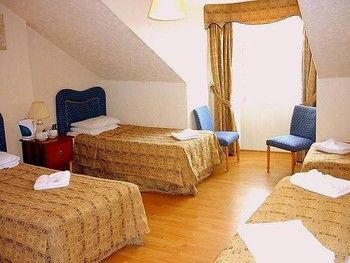 Hotel Merith House