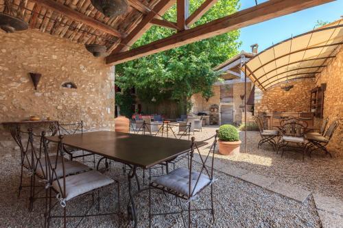 Bed & Breakfast La Louvi�re Des Bruy�res
