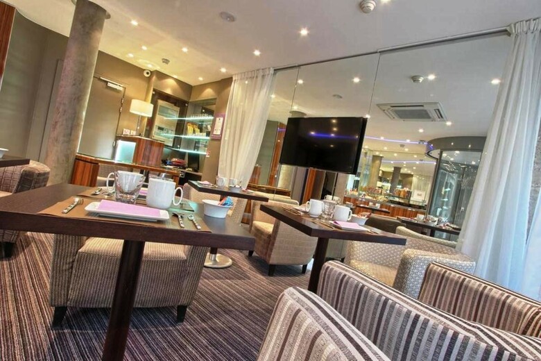 Chamar Hotel