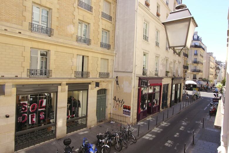 Hotel De La Bretonnerie