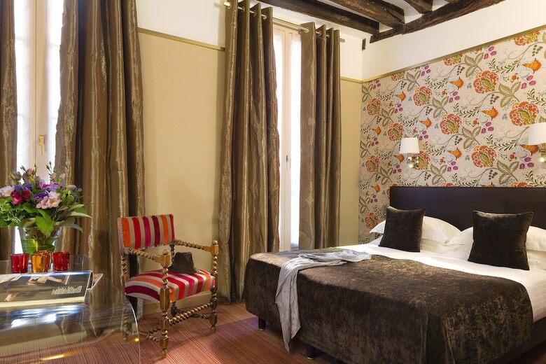Hotel H�tel Saint-paul Rive-gauche