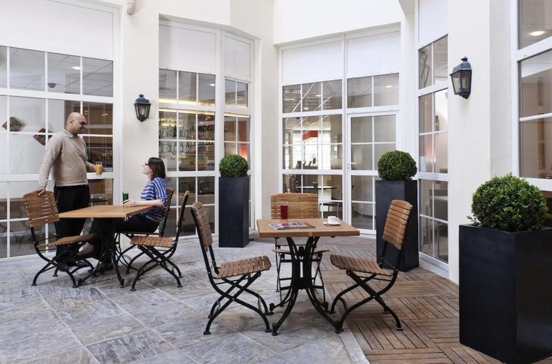 Hotel Ibis Paris Ornano Montmartre Nord 18�me