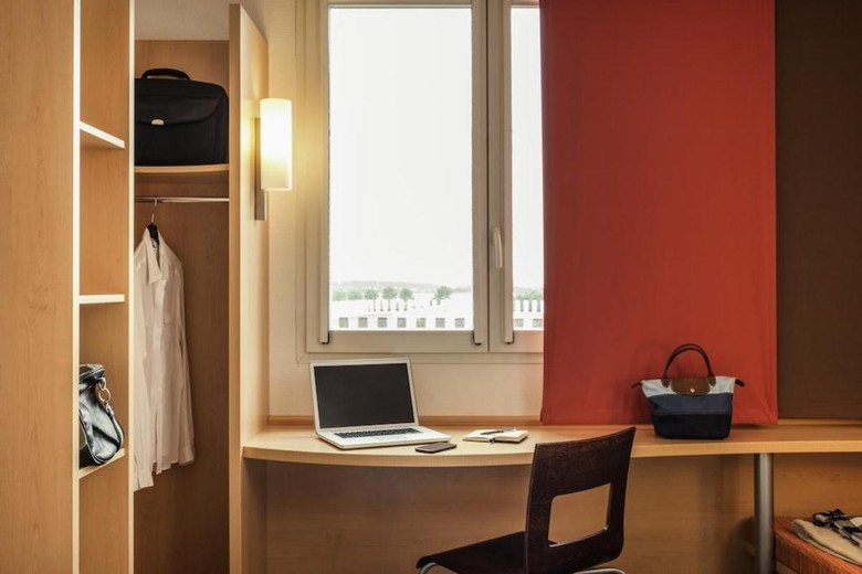 Hotel Ibis Paris Ornano Montmartre Nord 18�me