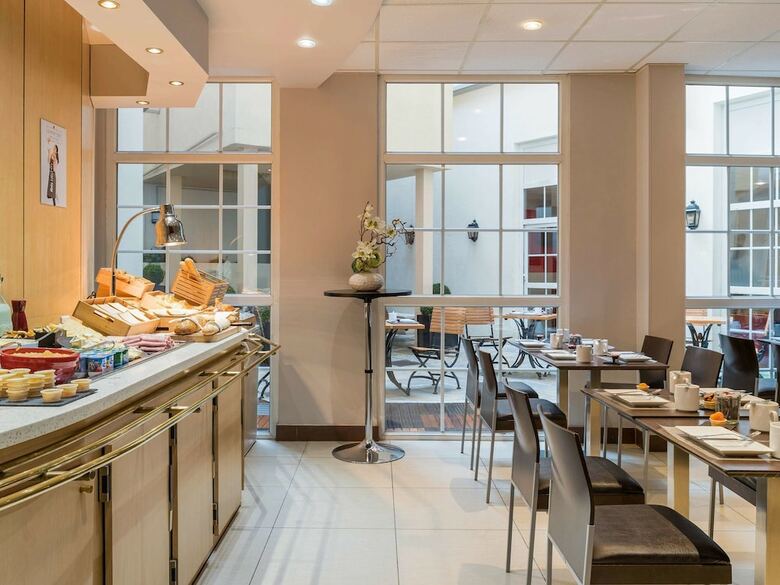 Hotel Ibis Paris Ornano Montmartre Nord 18�me