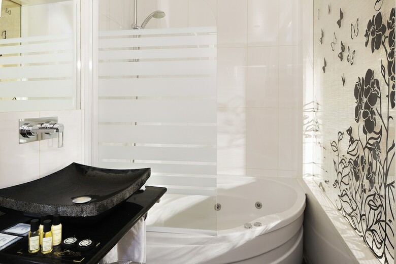 Hotel Kleber Champs Elys�es Tour Eiffel Paris
