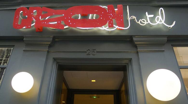 Hotel Crayon By Elegancia