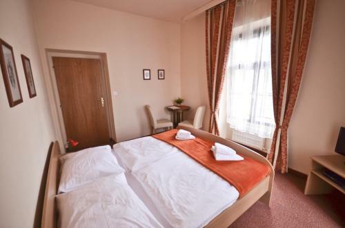 Hotel Paradies