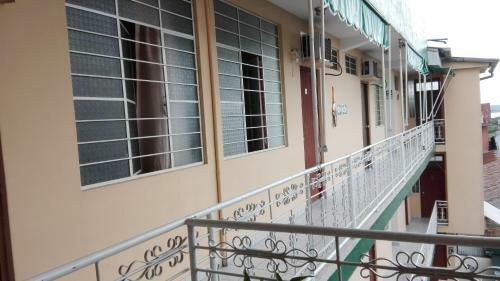 Albergue Hostal El Colibr�