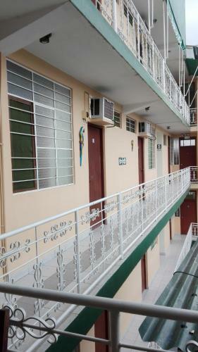 Albergue Hostal El Colibr�